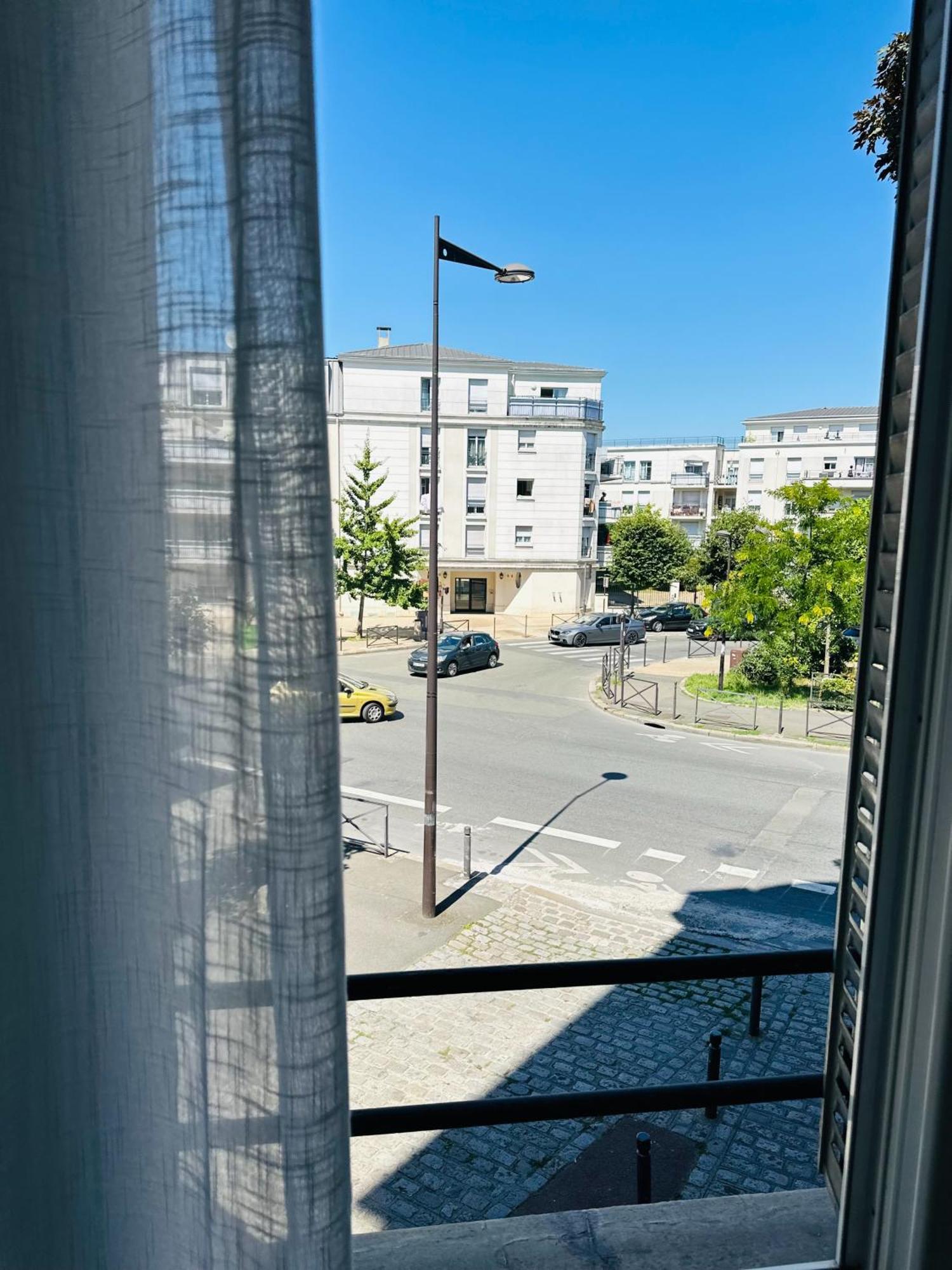 Appartement Moderne Entier Paris-Le Bourget Et Cdg Exterior photo